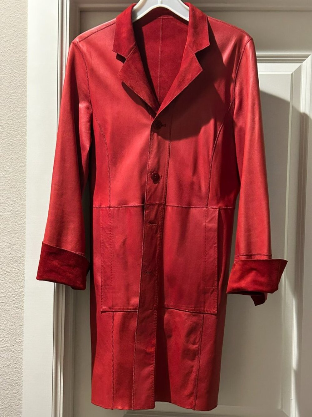 Red Lambskin Leather Reversible Suede Coat, Made in Italy Size M